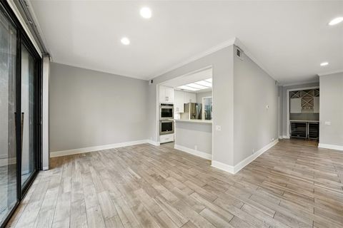 Tiny photo for 171 Litchfield Lane, Houston, TX 77024 (MLS # 66355182)