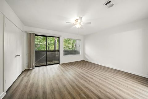 Tiny photo for 171 Litchfield Lane, Houston, TX 77024 (MLS # 66355182)
