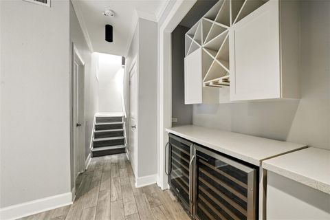 Tiny photo for 171 Litchfield Lane, Houston, TX 77024 (MLS # 66355182)