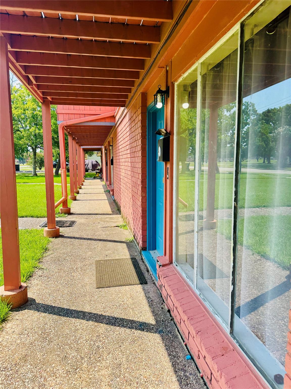 2816 Lafferty Road 4