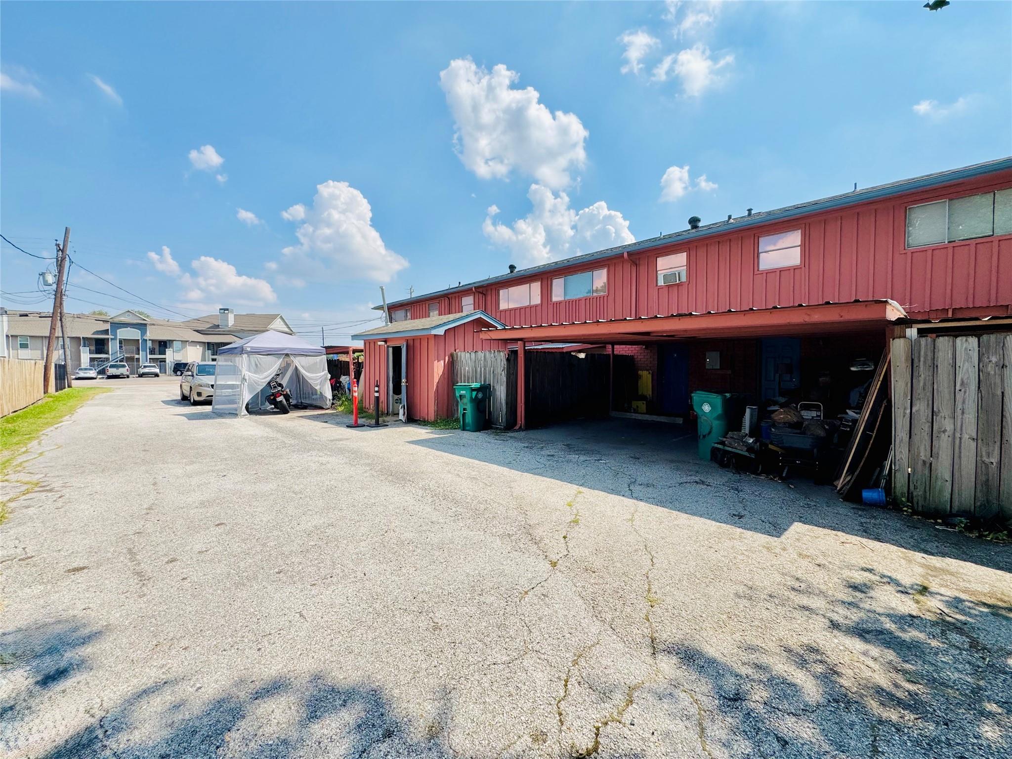 2816 Lafferty Road 4