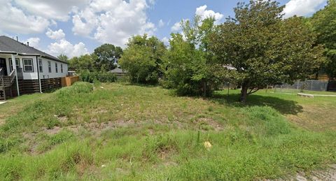 Vacant Land For Sale - 5147 (0) Groveton Street<br/> Houston, TX 77033