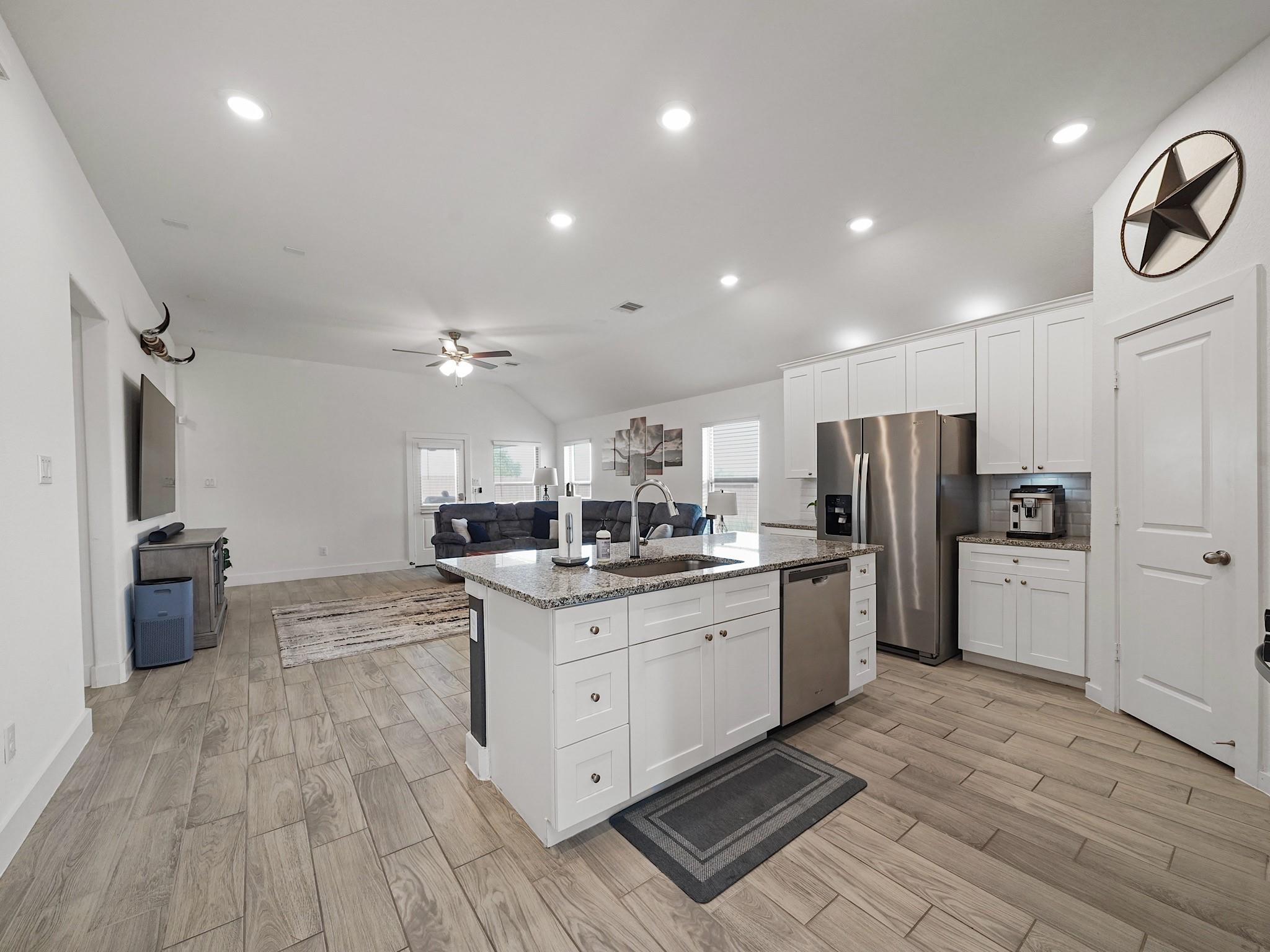 9 Alyssa Palms Drive