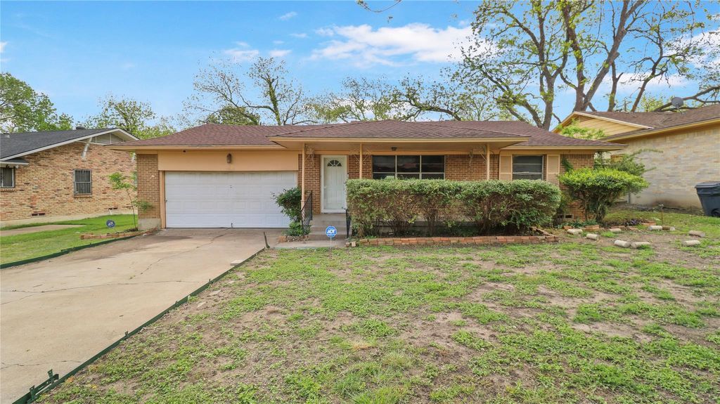 Photo of 4926 Rand Avenue, Dallas, TX 75216 (MLS # 68145995)