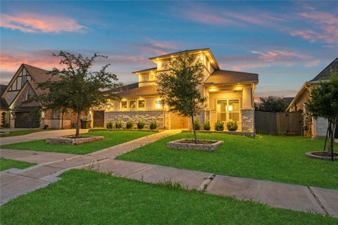 Photo of 11 Victorian Run, Sugar Land, TX 77498 (MLS # 39373114)