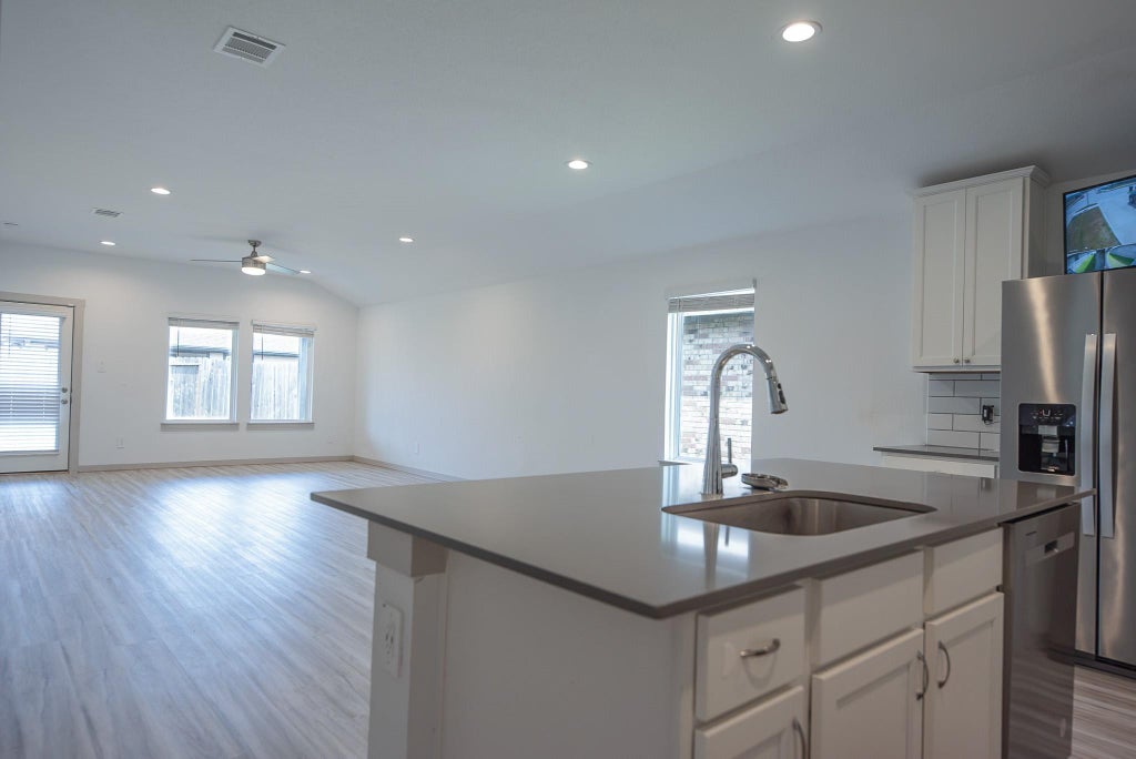 Photo of 6906 Halifax Harvest Lane, Richmond, TX 77407 (MLS # 87607546)