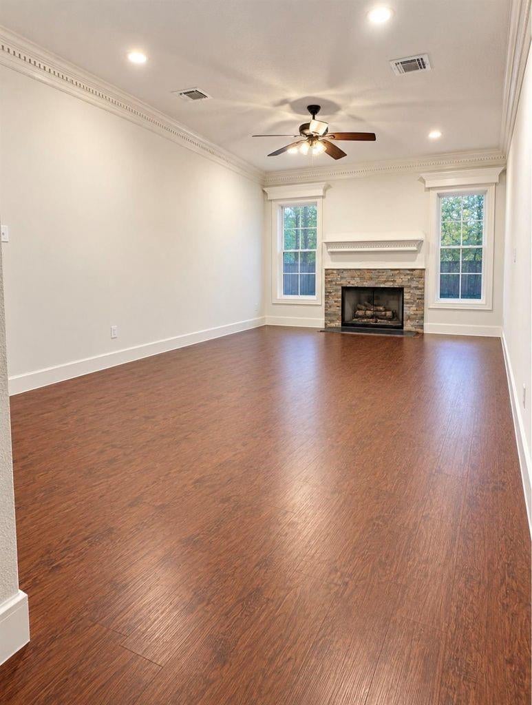 5802 Moss Point Court