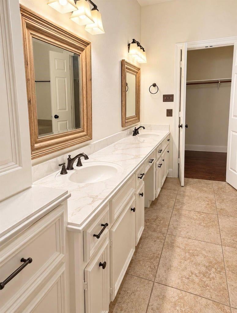5802 Moss Point Court