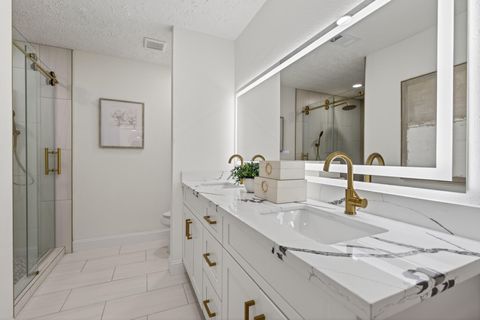 Tiny photo for 6207 Rollingbrook Drive, Houston, TX 77096 (MLS # 40963100)