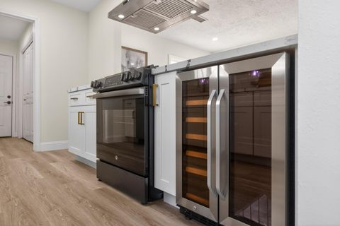 Tiny photo for 6207 Rollingbrook Drive, Houston, TX 77096 (MLS # 40963100)