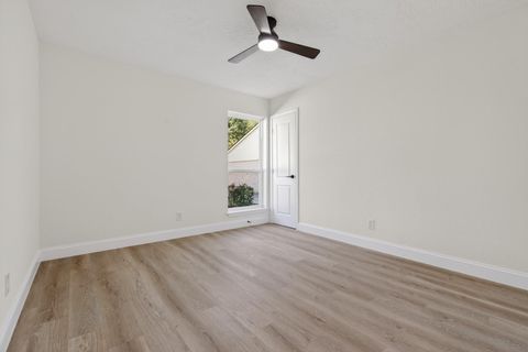 Tiny photo for 6207 Rollingbrook Drive, Houston, TX 77096 (MLS # 40963100)