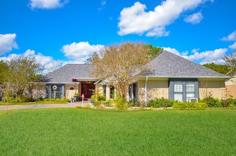 807 Trochta Street El Campo TX 77437