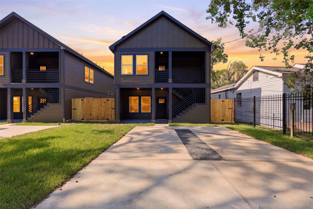 Photo of 2516 Lucky Street, Houston, TX 77088 (MLS # 42422657)