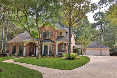 Photo of 33110 Rainy Oaks Park, Magnolia, TX 77354 (MLS # 54469563)