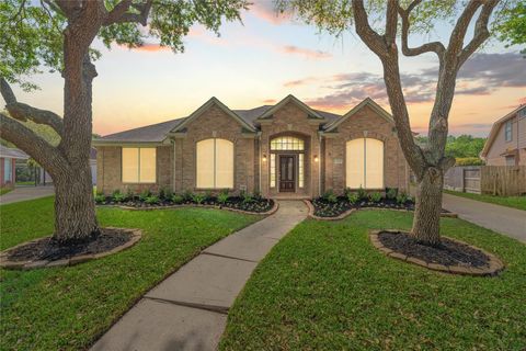 Homes For Sale - 1735 Brightlake Way<br/> Missouri City, TX 77459