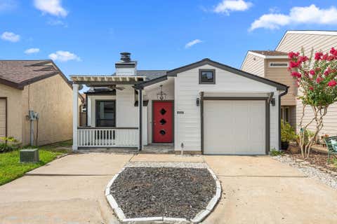 Photo of 10257 Bridgeland Lane, Houston, TX 77041 (MLS # 53547983)