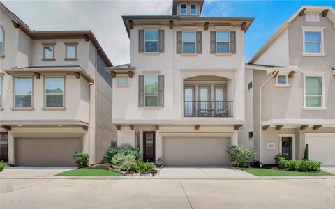 Photo of 2015 Royal Landing Drive, Houston, TX 77045 (MLS # 73575635)