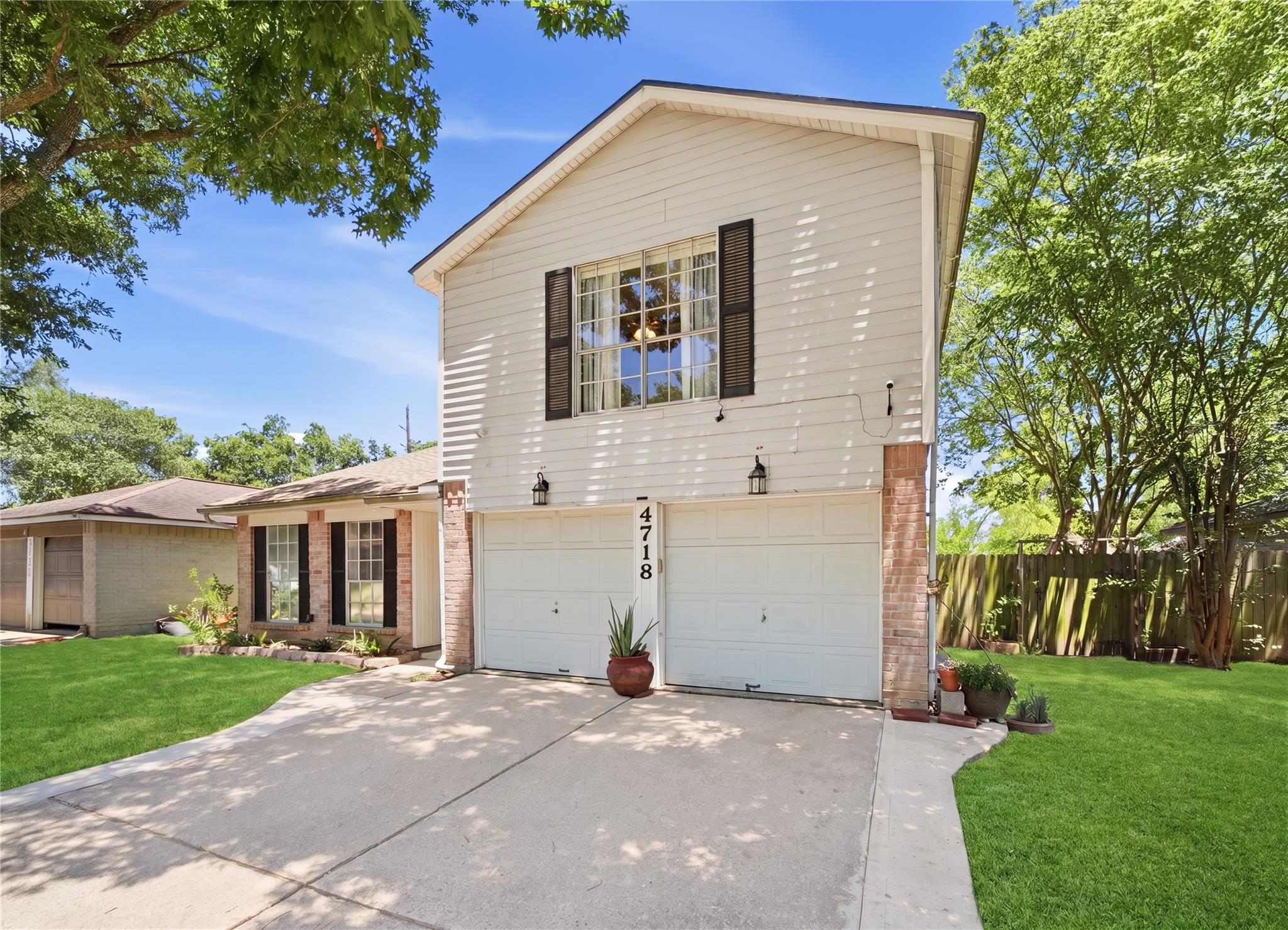 4718 Temple Bell Drive