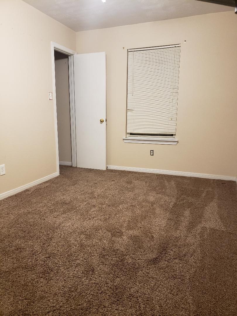 16123 Catbird Court