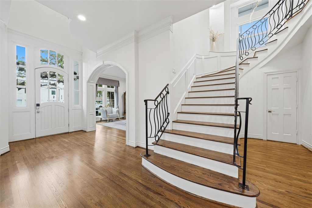 Photo of 4923 Palmetto Street, Bellaire, TX 77401 (MLS # 78530625)