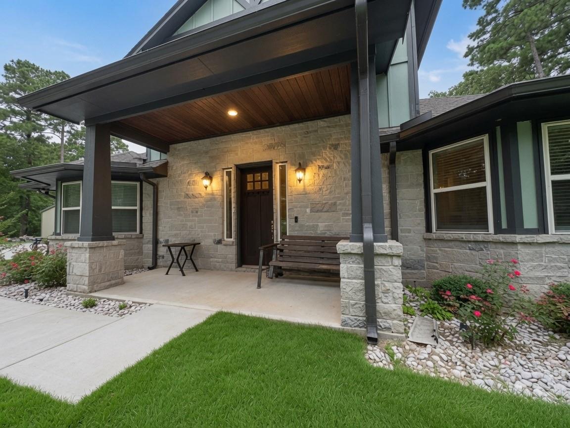 1145 Goodson Loop