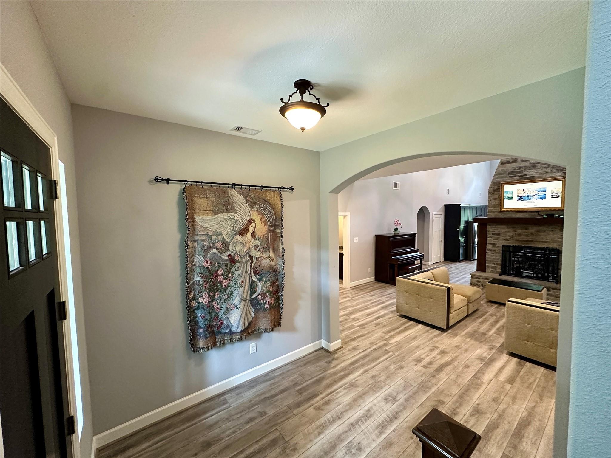 1145 Goodson Loop