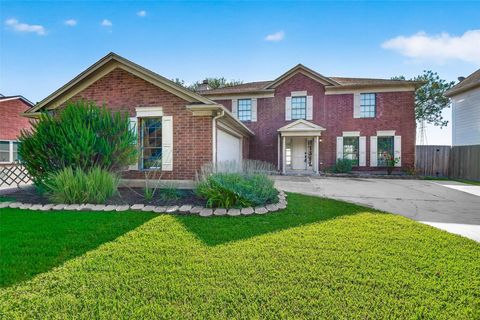 Photo of 128 Bayou Bend Drive, League City, TX 77573 (MLS # 45982193)