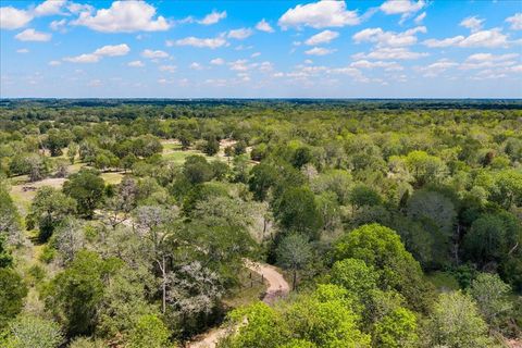 Photo of 2516 Klimek Road, Fayetteville, TX 78940 (MLS # 6066349)