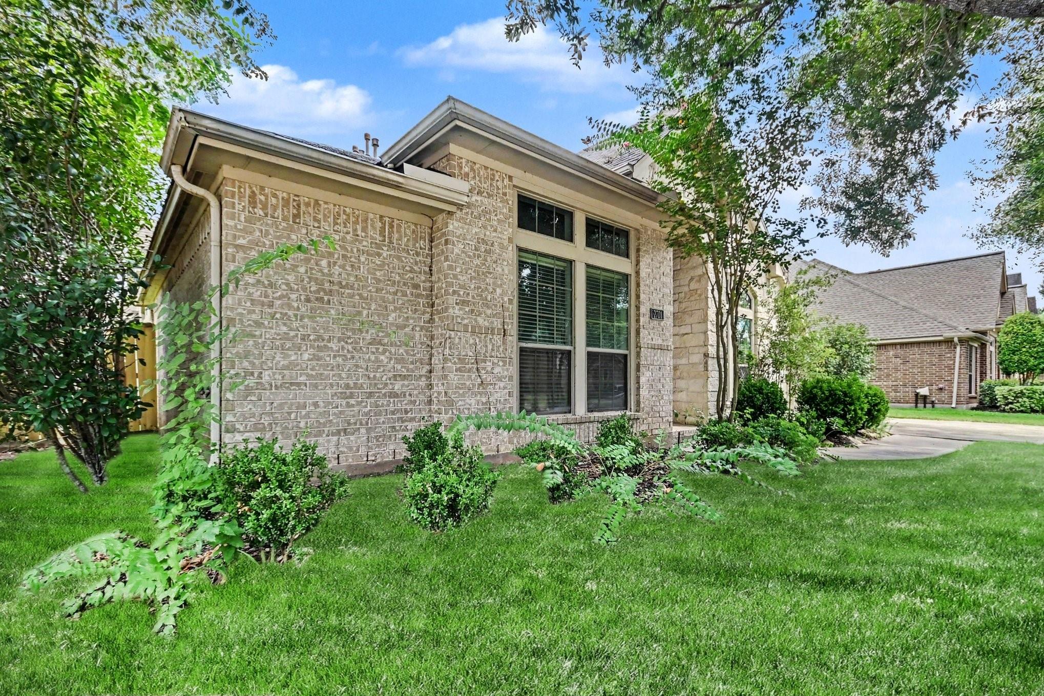 2701 Green Mountain Drive