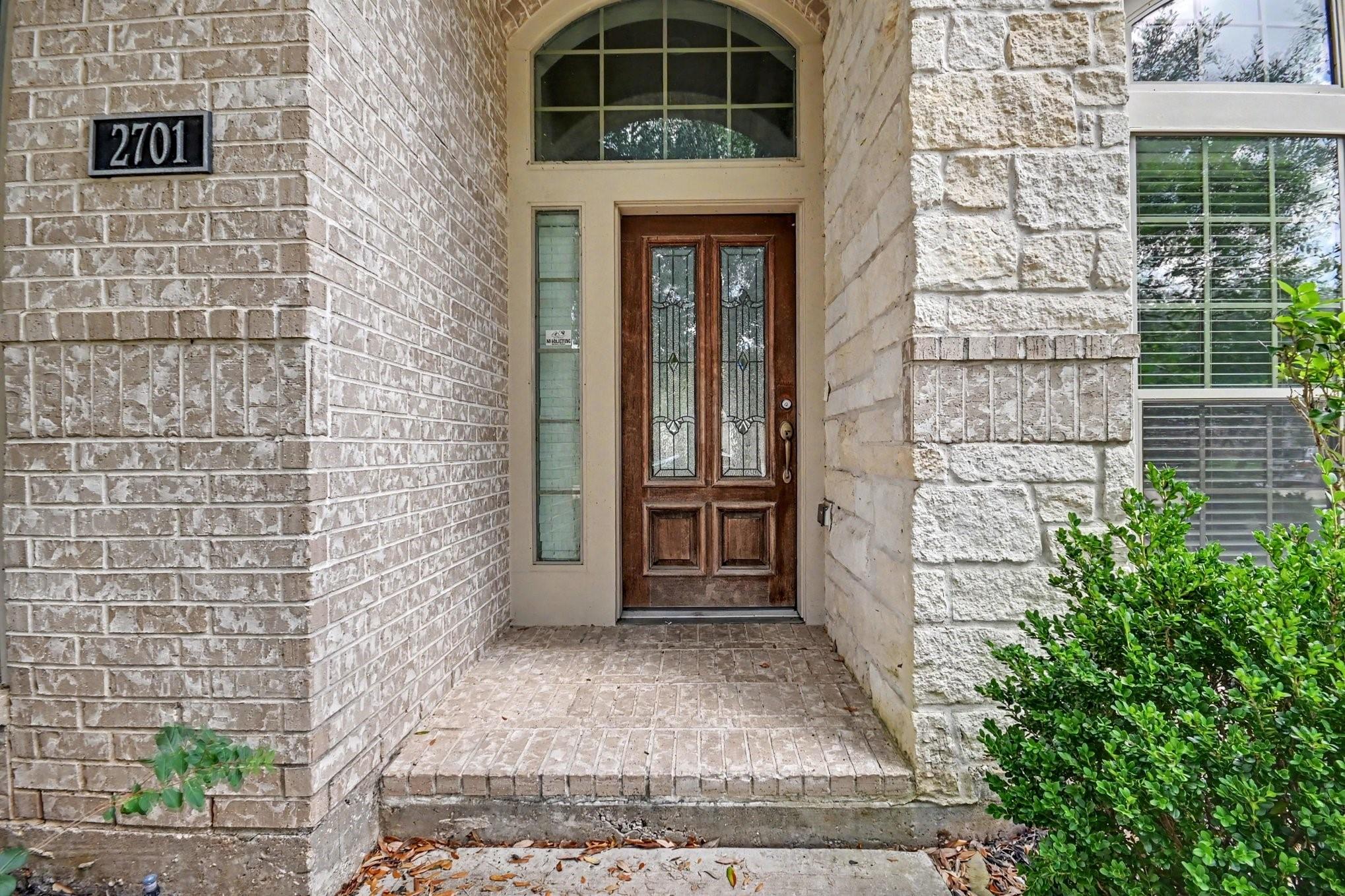 2701 Green Mountain Drive