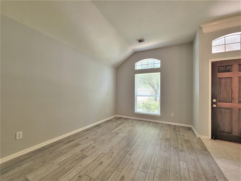 13910 White Oak Glen Court
