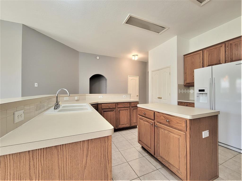 13910 White Oak Glen Court