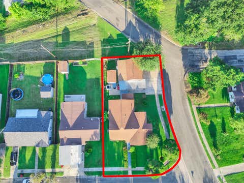 Photo of 1212 Layton Street, Baytown, TX 77520 (MLS # 15382121)