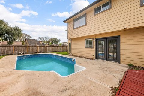 Tiny photo for 9806 Paddock Park Dr Dr, Houston, TX 77065 (MLS # 66868377)