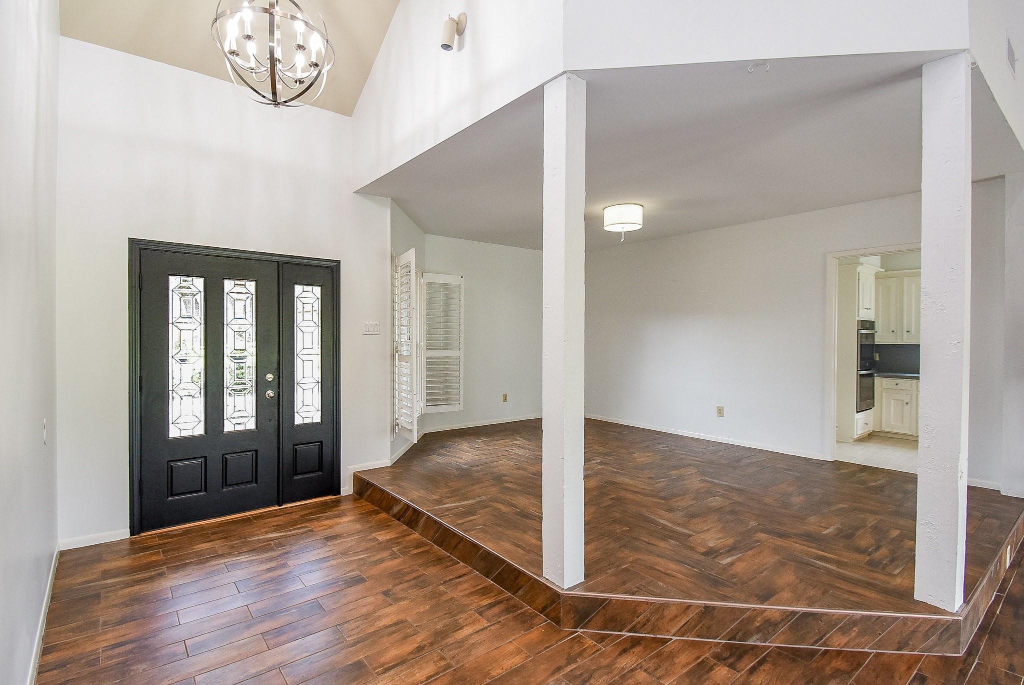 1231 Creekford Circle