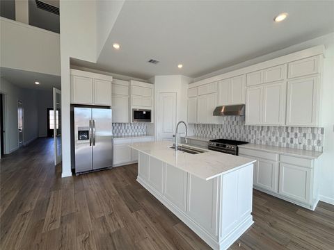 Photo of 31039 Golden Felipe Street, Fulshear, TX 77441 (MLS # 86951660)