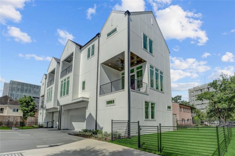 Photo of 1907 Lauderdale Street, Houston, TX 77030 (MLS # 13203229)