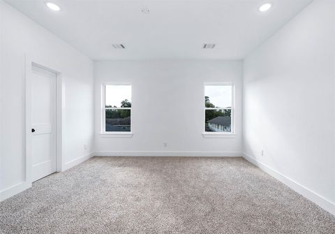 Tiny photo for 5801 Hardy Street, Houston, TX 77009 (MLS # 72923677)