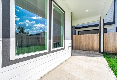 Tiny photo for 5801 Hardy Street, Houston, TX 77009 (MLS # 72923677)