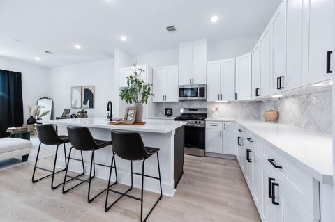 Tiny photo for 5801 Hardy Street, Houston, TX 77009 (MLS # 72923677)