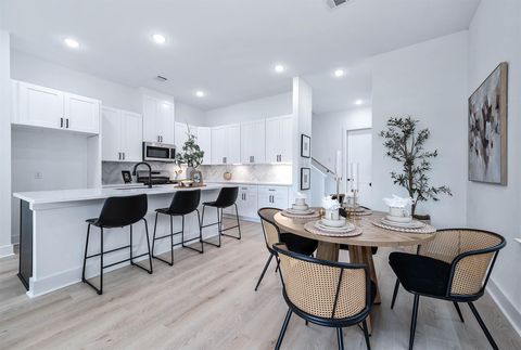 Tiny photo for 5801 Hardy Street, Houston, TX 77009 (MLS # 72923677)