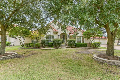 Photo of 115 Cherry Hills Drive, Jersey Village, TX 77064 (MLS # 94686537)