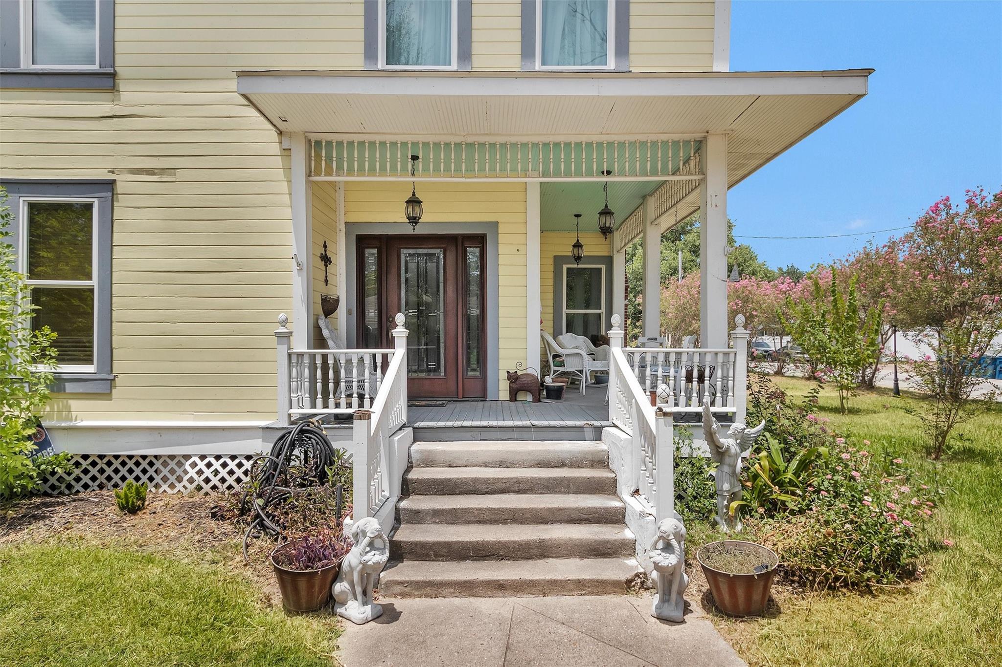 1017 Water Street