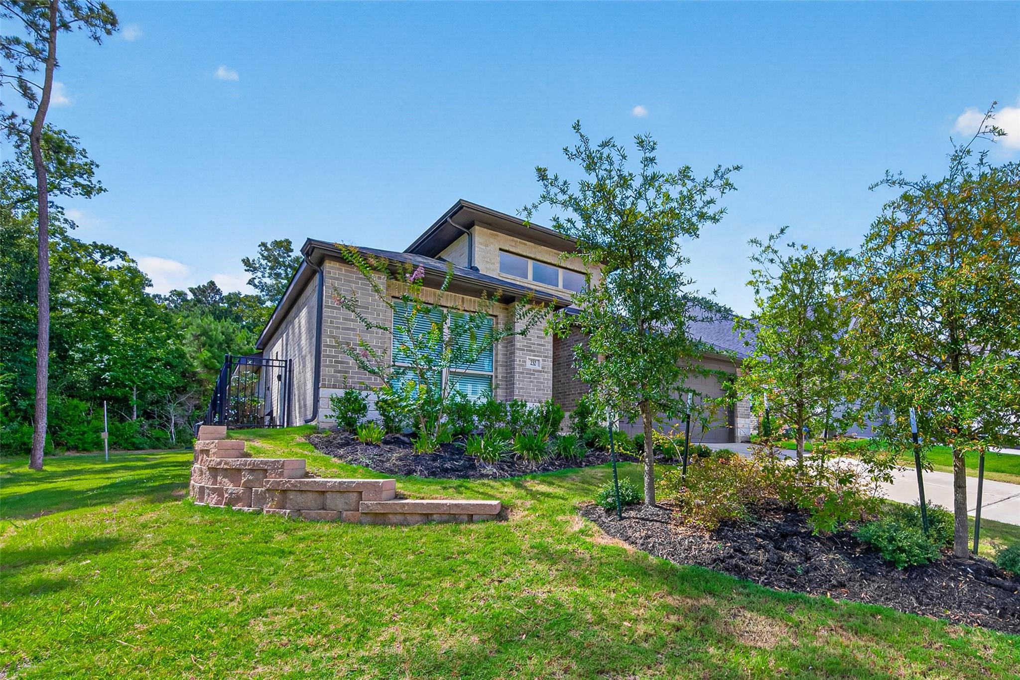 232 W Netleaf Court