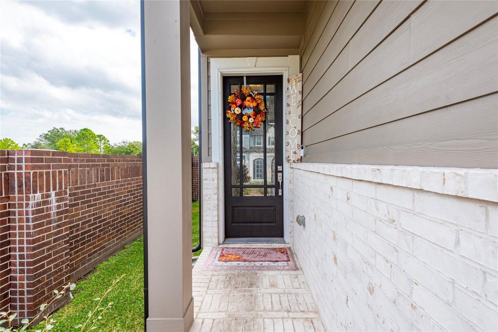 Photo of 5605 Hyde Park Drive, Pasadena, TX 77505 (MLS # 63969708)