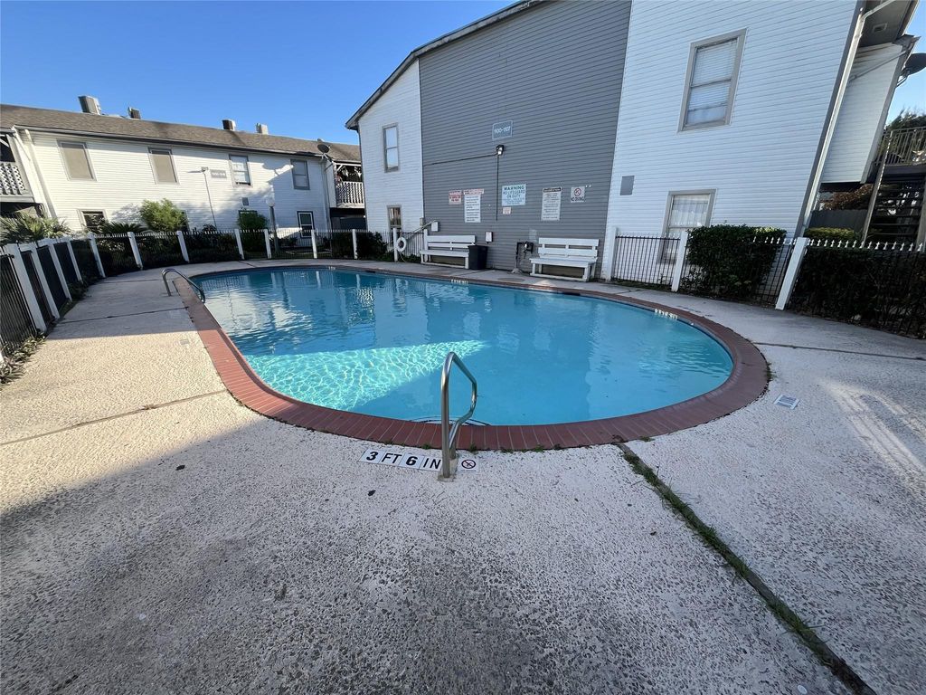 Photo of 7200 Clarewood Drive #1702, Houston, TX 77036 (MLS # 24967729)