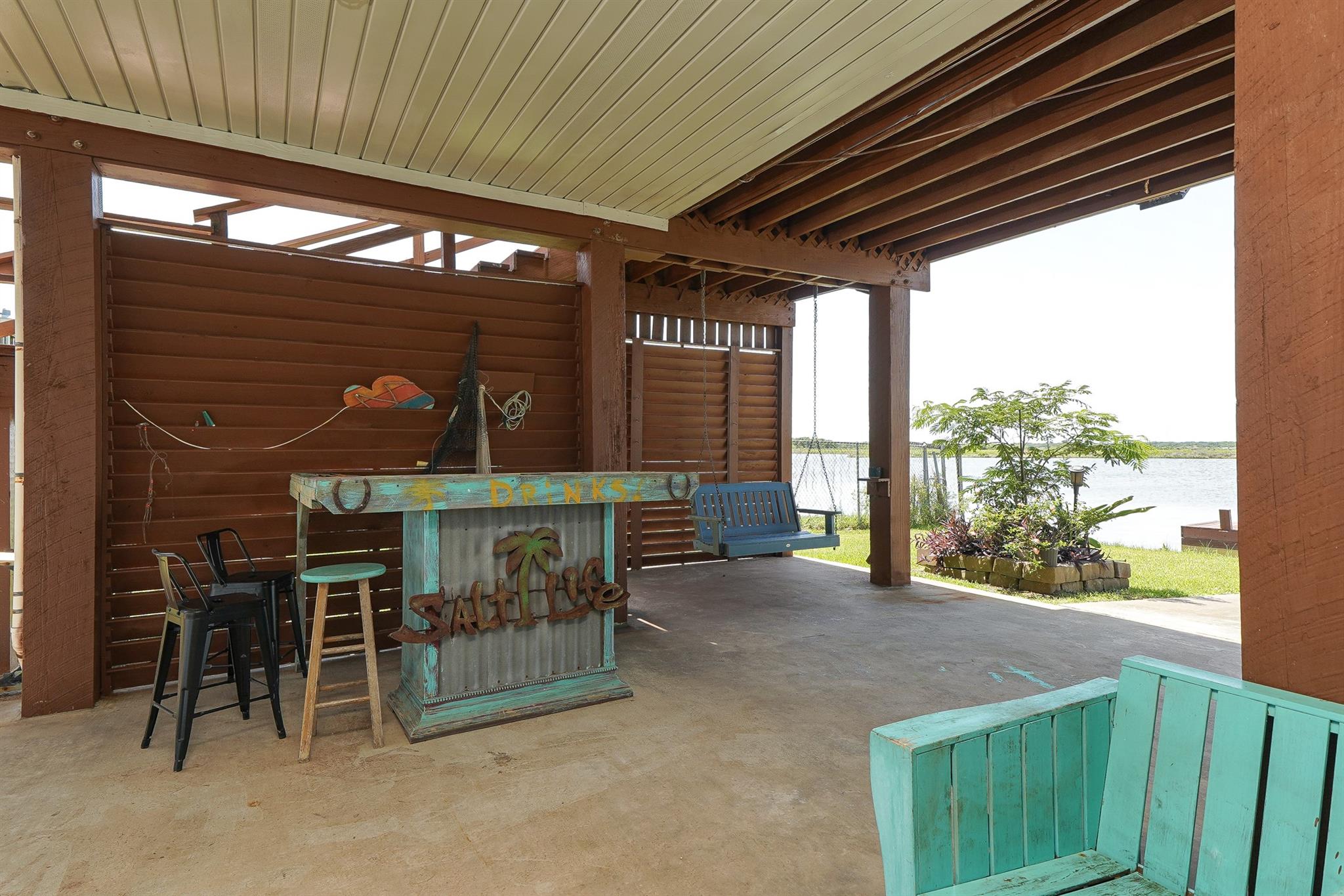 4702 Bayou Lane