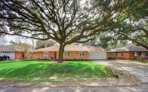 Photo of 8939 Rockhurst Drive, Houston, TX 77080 (MLS # 4822172)