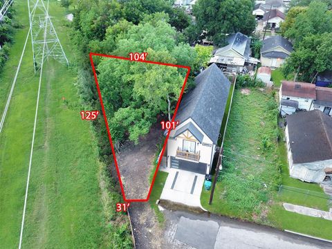 Photo of 0 Dayton, Houston, TX 77012 (MLS # 47634650)