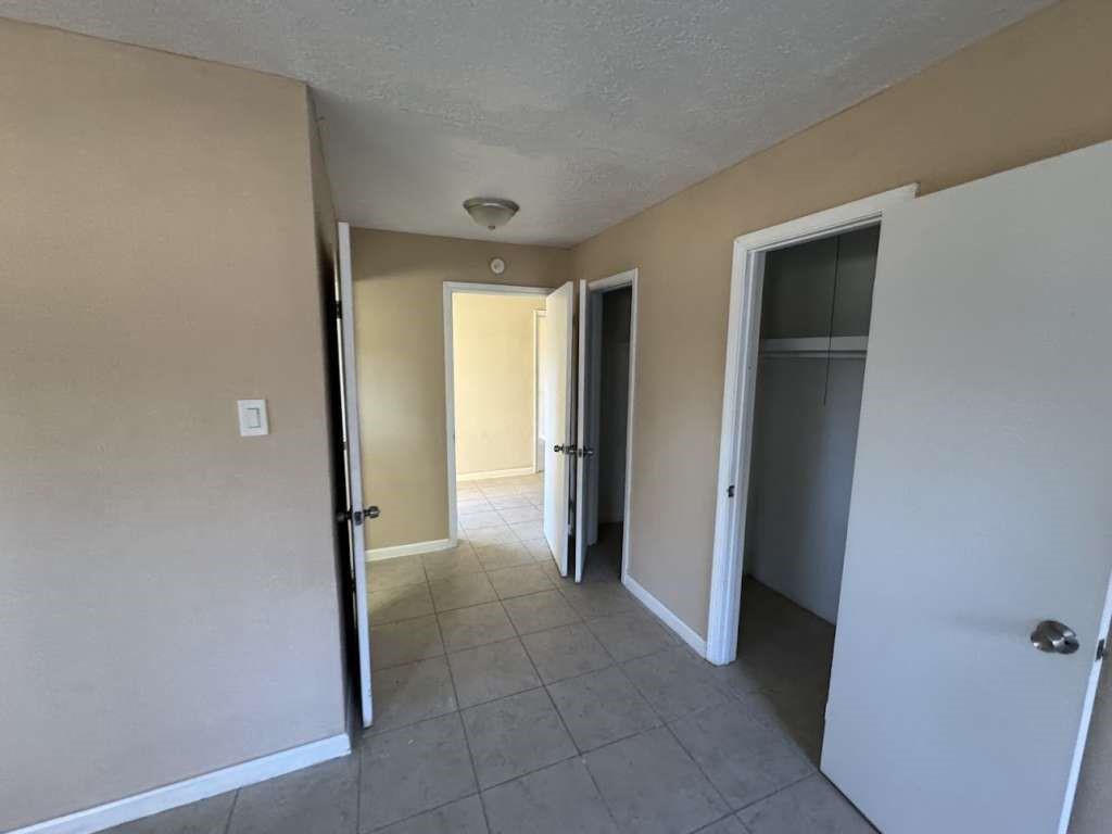 1011 Oak Drive